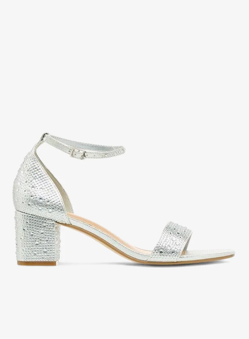 سيليست صنادل نسائية بكعب عريض مزينة بإبزيم