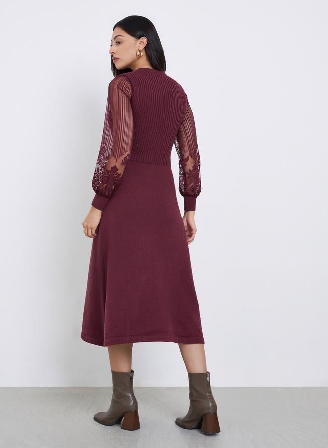 ستايلي فستان ميدي بنمط سويتر محبوك وأكمام دانتيل - Image 5