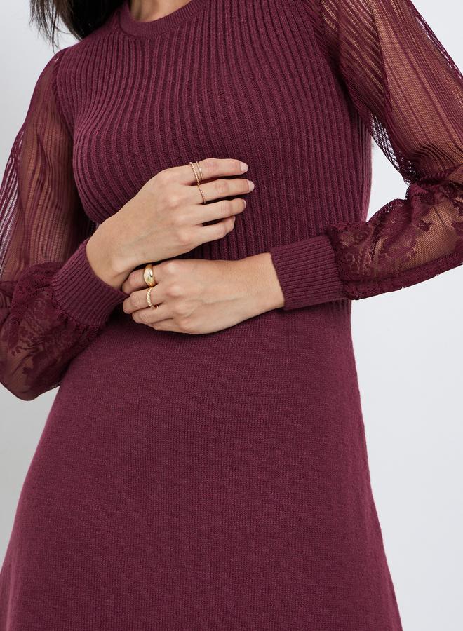 ستايلي فستان ميدي بنمط سويتر محبوك وأكمام دانتيل - Image 4