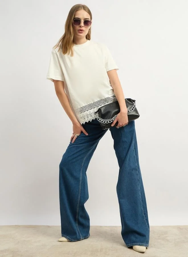 Styli Styli Lace Hem Round Neck Boxy Fit T-Shirt