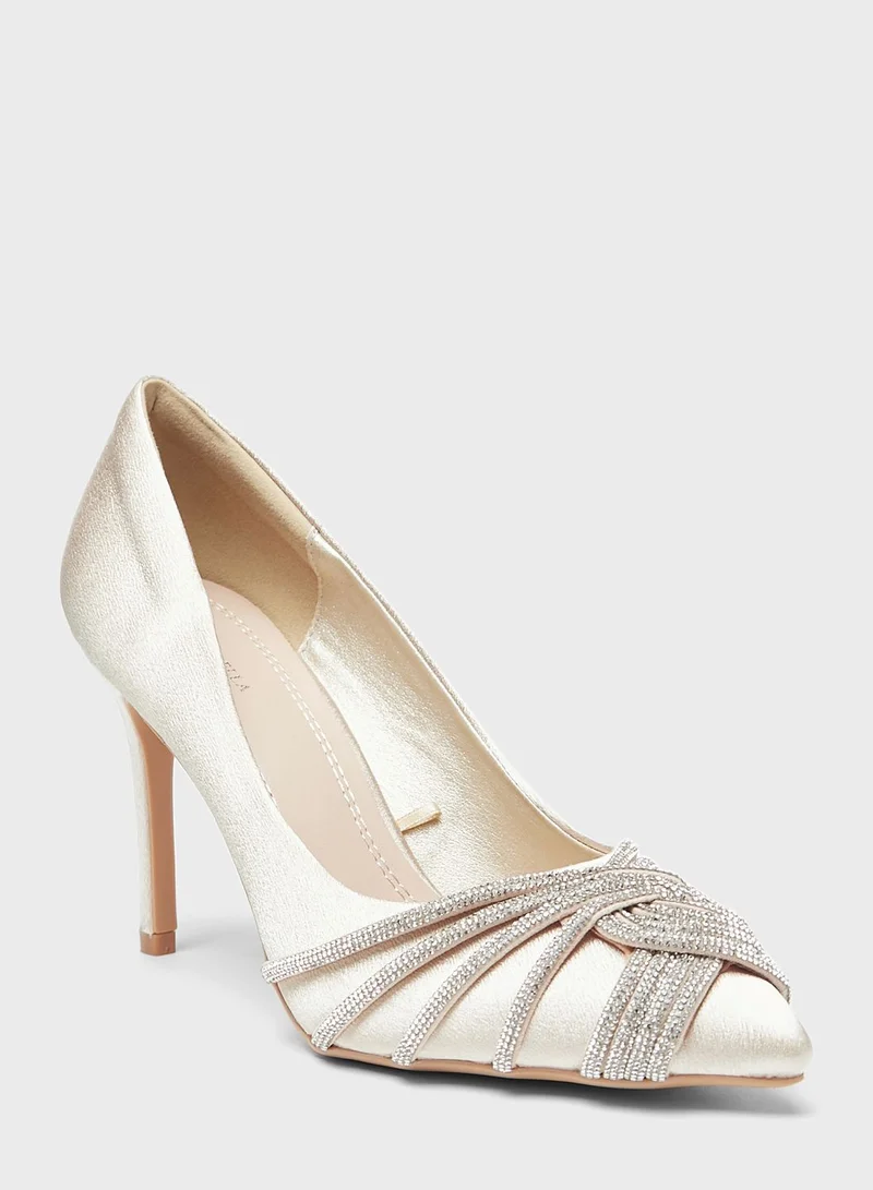 shoexpress Pointed Toe Pumps