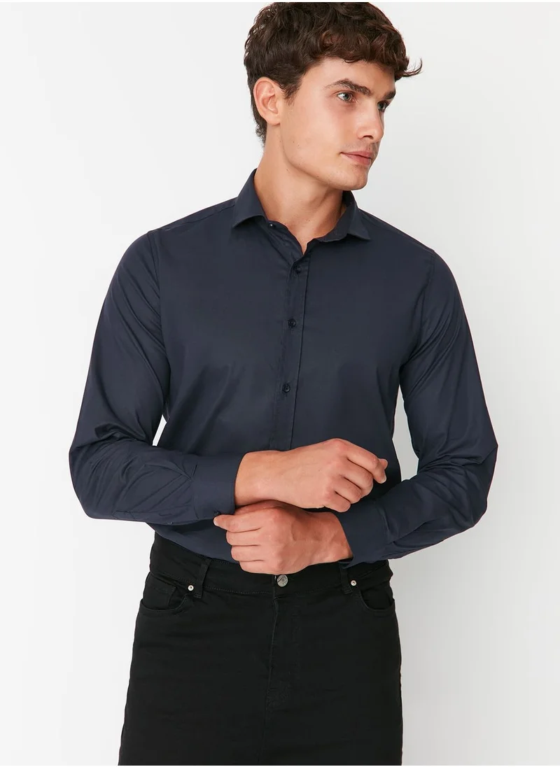 trendyol Essential Slim Fit Shirt