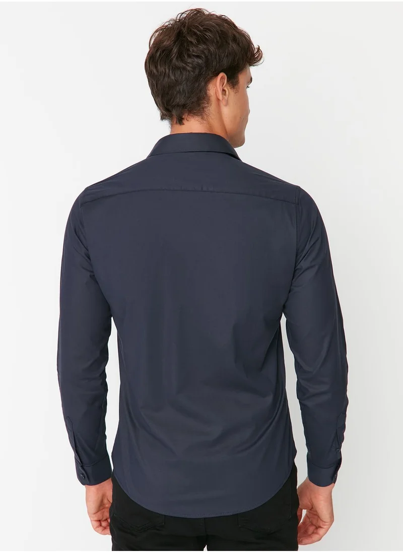 trendyol Essential Slim Fit Shirt