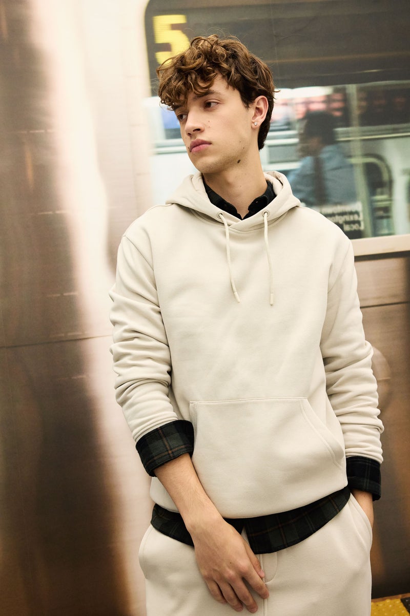 DeFacto Man Regular Fit Hooded Soft Furry Basic Sweatshirt - Image 5