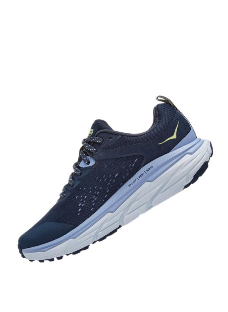 هوكا ون ون حذاء الجري الخارجي تشالنجر ATR 6 أزرق/أبيض للنساء والرجال للرياضة/التدريب/التسلق/المشي لمسافات طويلة - Image 2