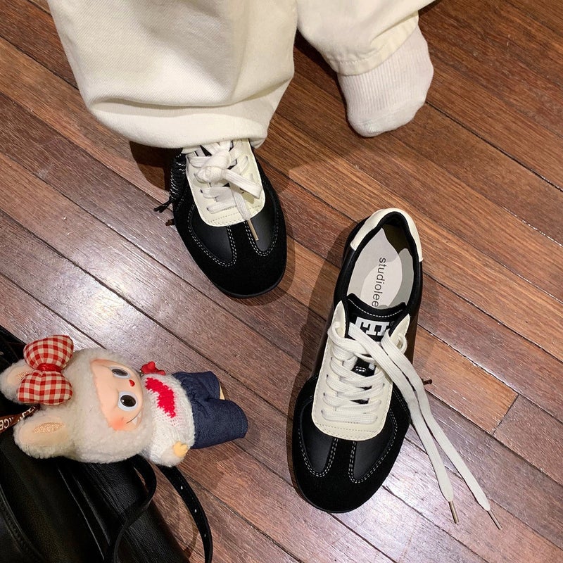 Women's Leather Lace-up Low Top Sneakers - Image 2