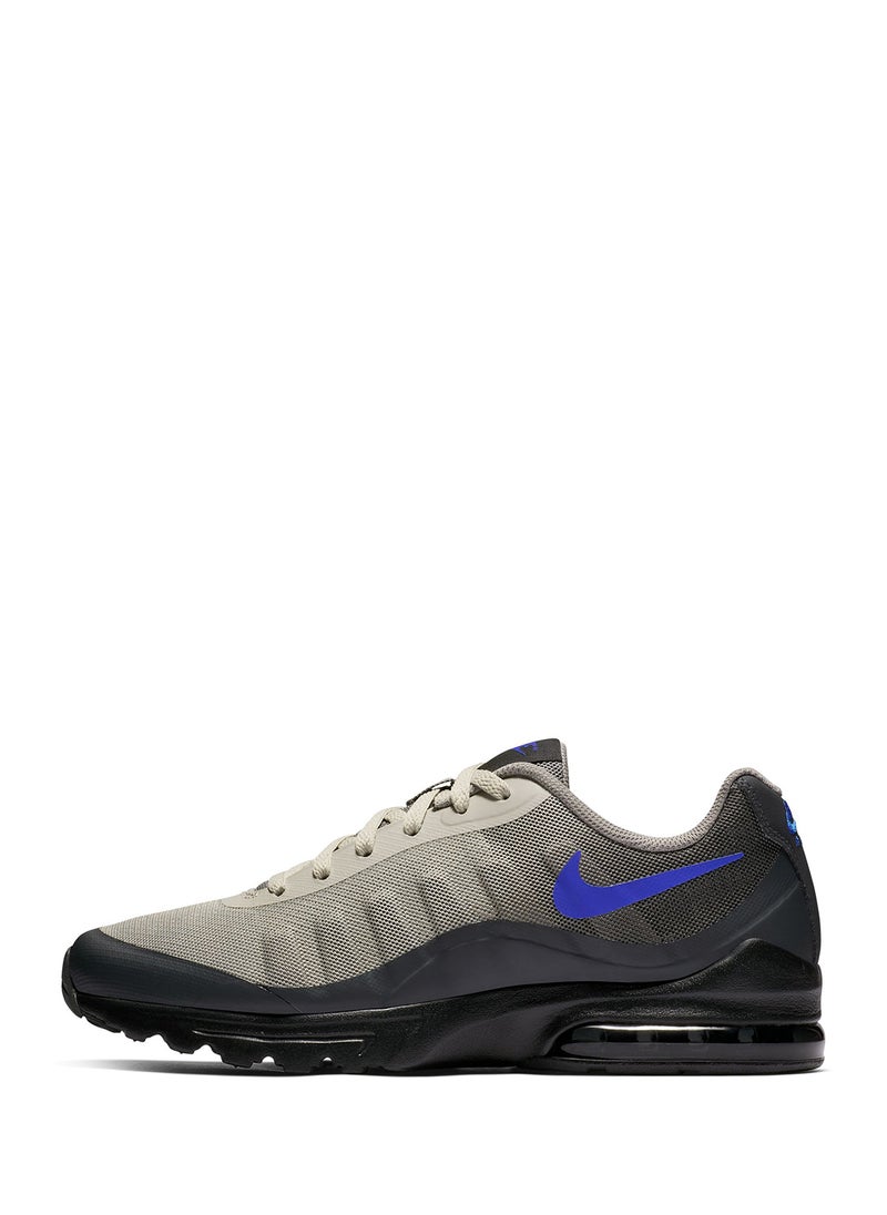 Nike Air Max Invigor  - Image 2