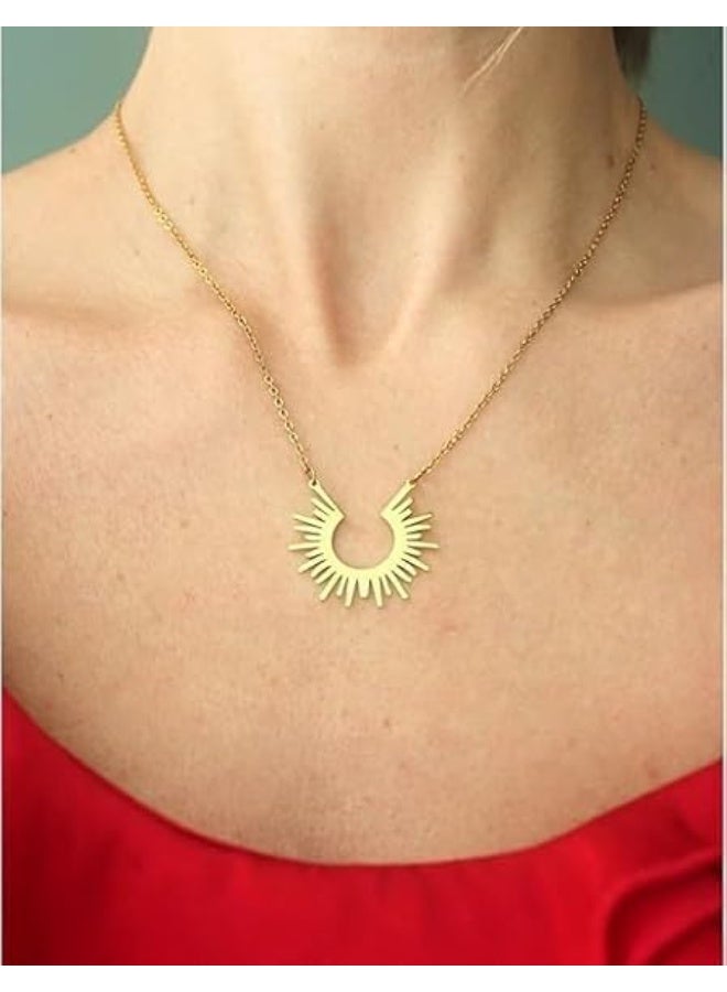 Shein Elegant Sun Pendant Necklace 316L Stainless Steel – Radiant Halo Necklace for Women – Anti Tarnish - Image 2