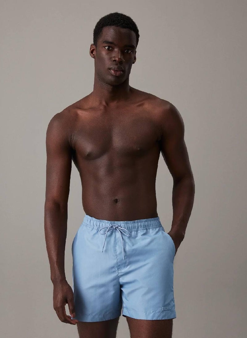 كالفن كلاين شورت سباحة متوسط برباط - سي كيه ريفايند - Image 1