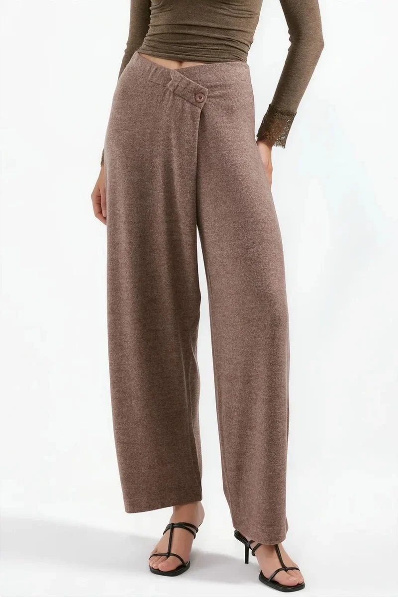 Busem BUSEM High-Waist Wide-Leg Crepe Trousers