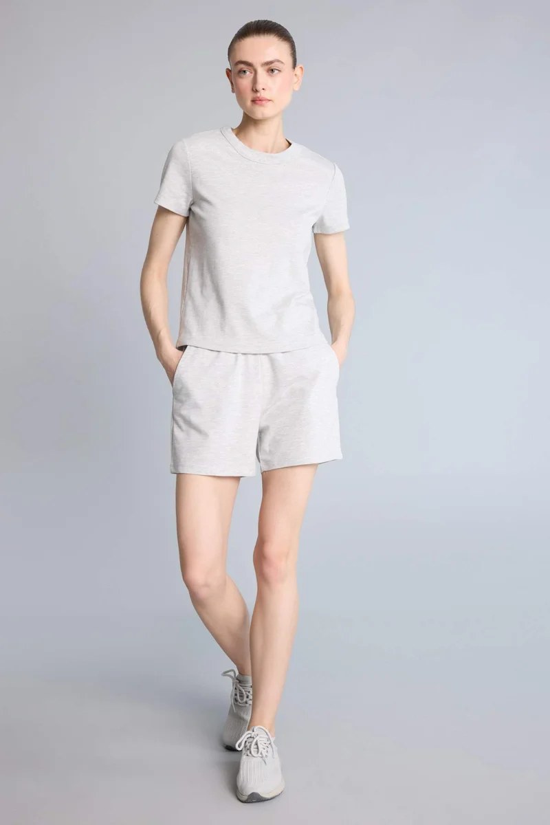 ديفاكتو Standard Fit Crew Neck Cotton Short Sleeve T-Shirt