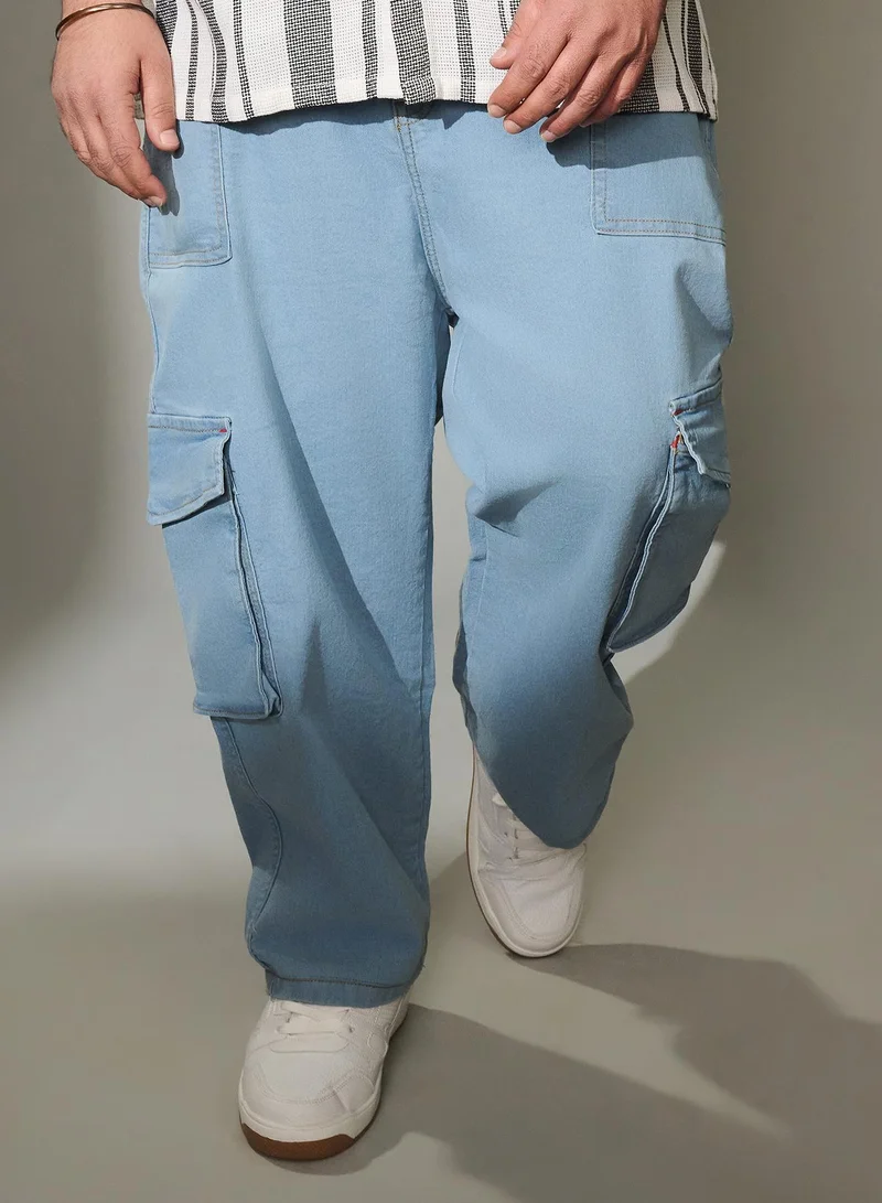 انستافاب بلس جينز رجالي دينم أزرق فاتح بقصة مستقيمة وخصر متوسط للملابس الكاجوال والمقاسات الكبيرة