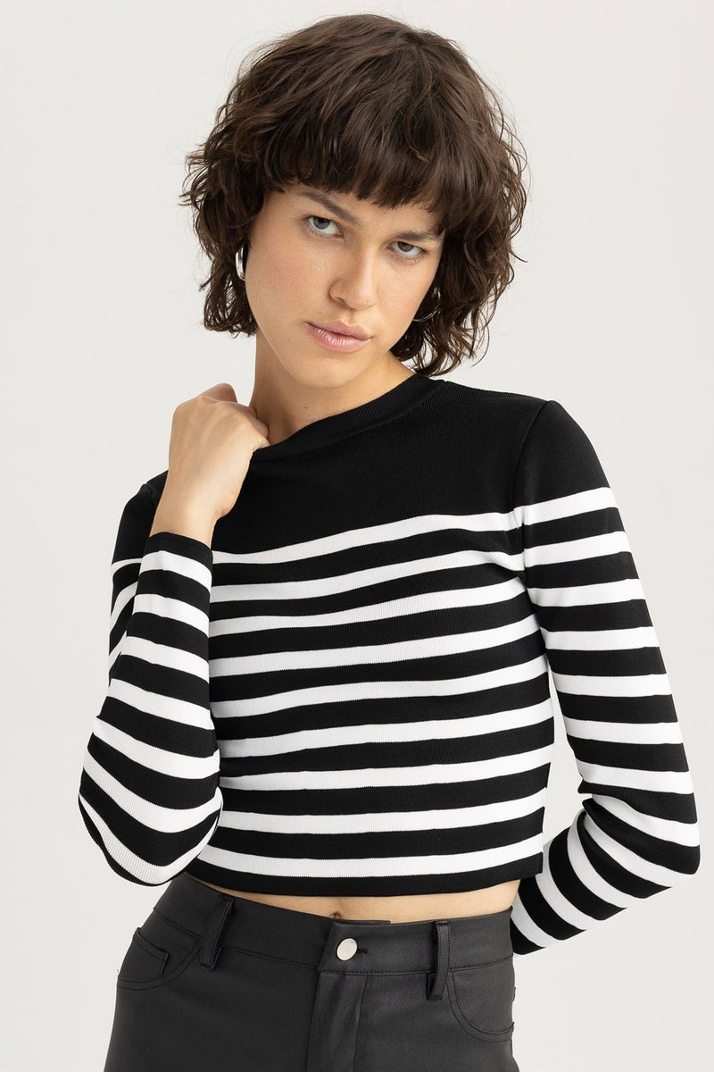 DeFacto Woman Slim Fit Striped Crew Neck Knitted Pullover - Image 1