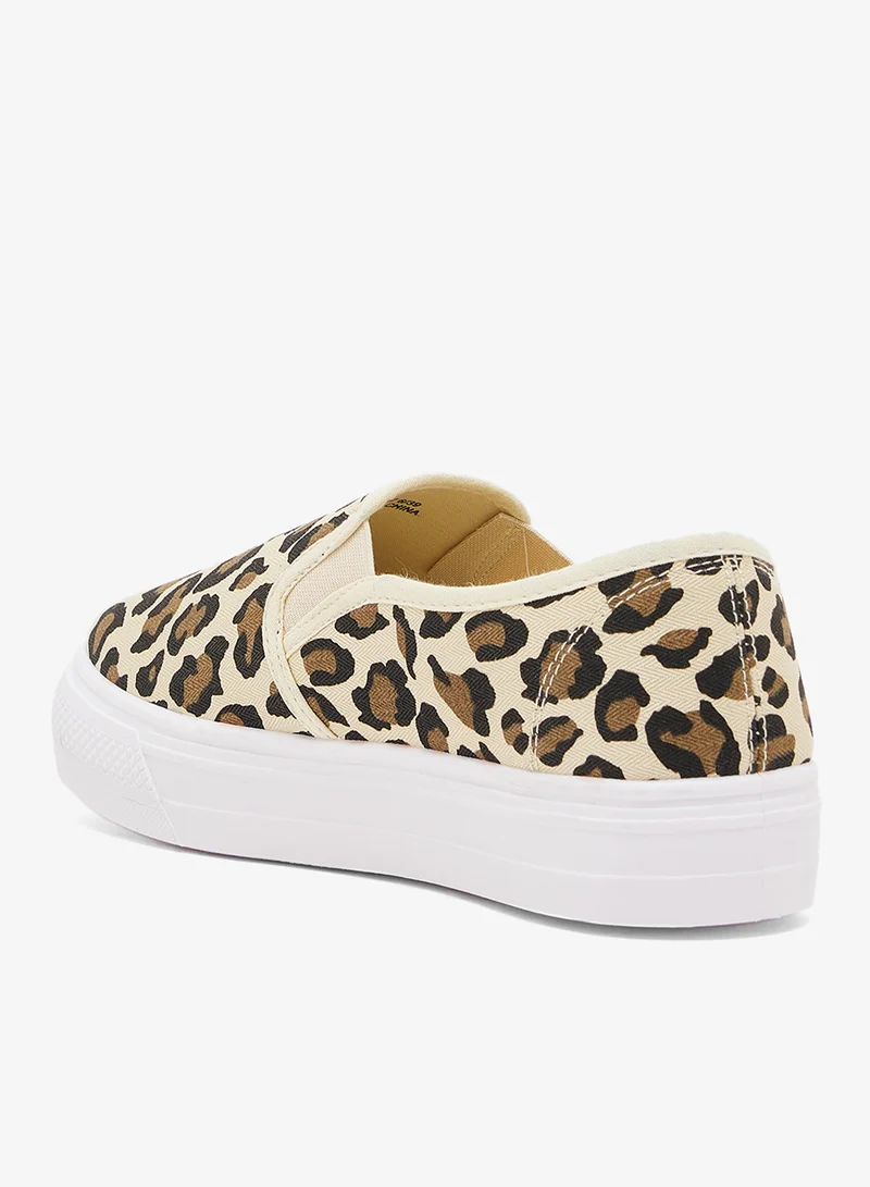 سبوت أون حذاء كاجوال سهل الارتداء