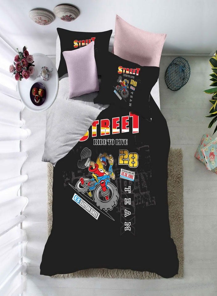 فيفوريت فيفرت طقم لحاف أطفال اسود نقشة بألوان متعددة سنجل نفر طقم 4 قطع - Image 1