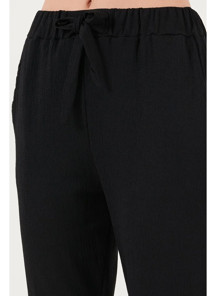 Lela Waist-Tie Pocketed Short-Leg Slim-Fit Trousers Women's Trousers 5869017