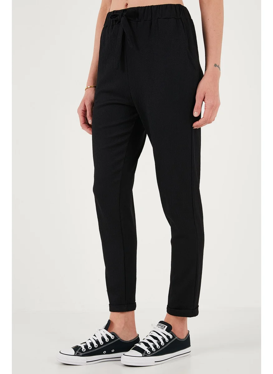 Lela Waist-Tie Pocketed Short-Leg Slim-Fit Trousers Women's Trousers 5869017