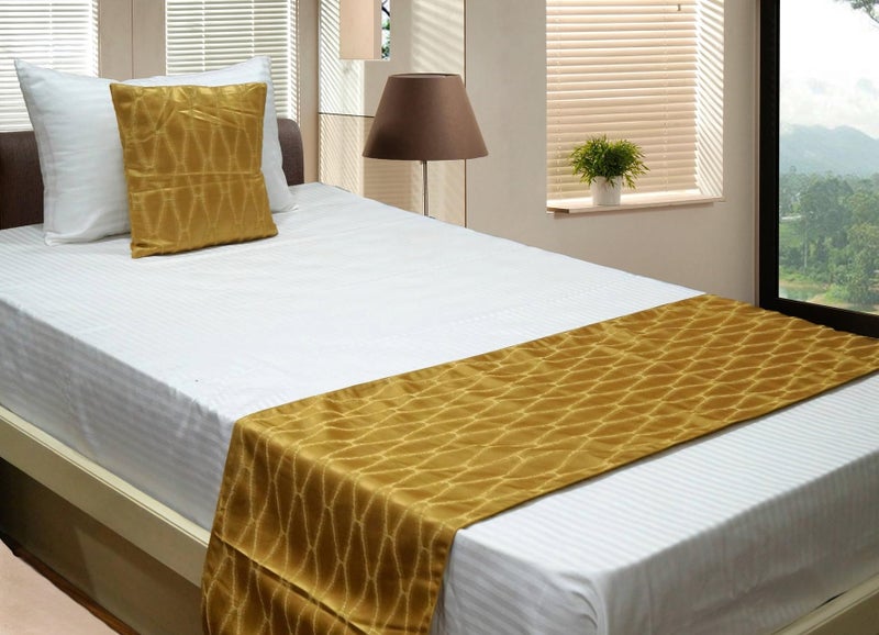 Vissage Elegant Geometric Single Bed Runner with 1 Cushion Cover, Golden - Image 1