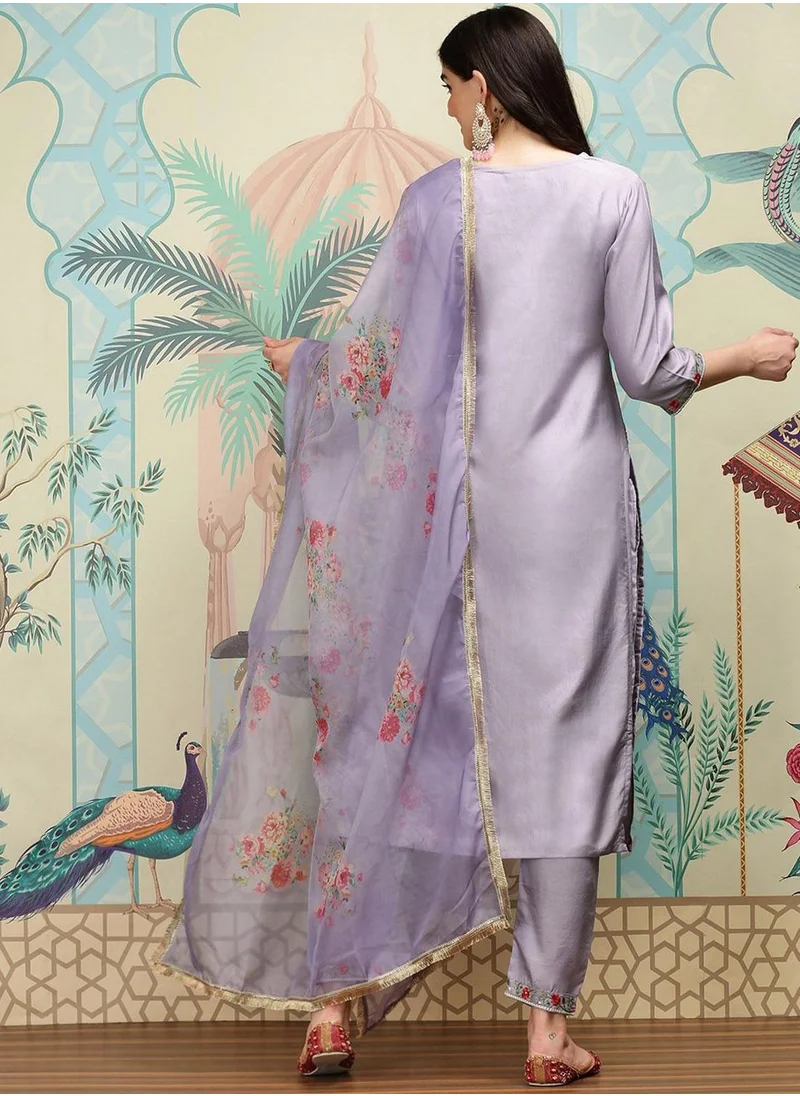 ISHIN Light Lavender Kurta Set Straight Fit 3/4 Sleeve Sleeve made from Twill, Silk Duppata featuring Self Design design and Round Neck neckline - Perfect for Ethinic!