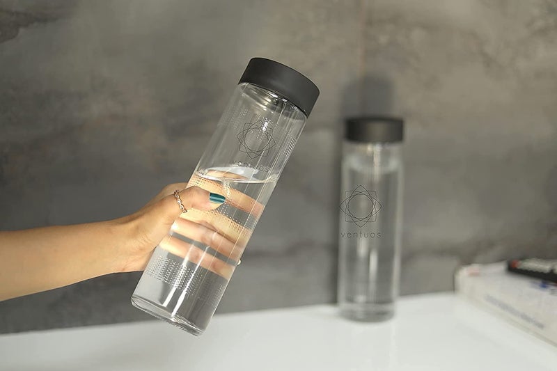 DCloud Hub Glass Water Bottles Set Wide Mouth Glass Bottles with Reusable Black Plastic Lids for Juicing Smoothies Beverage Storage Air Lid Leak Proof Reusable 750ml Set of 4 - Image 2