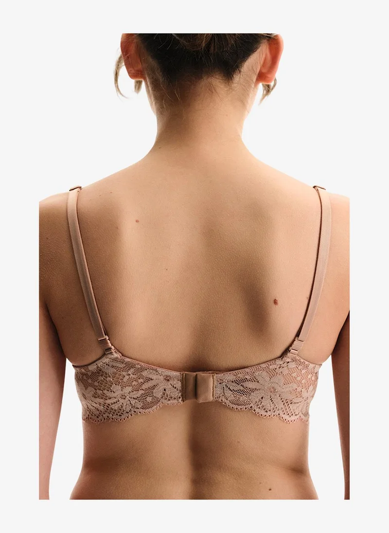 بنتي Women Cosy Lace Beige Wireless Padded Bra