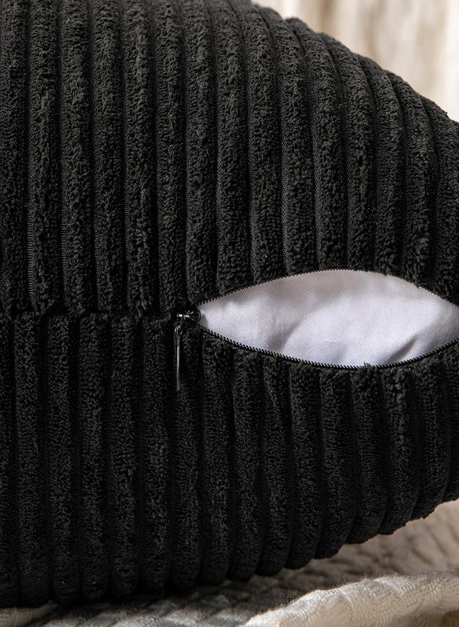 ميولي أغطية وسائد مخملية سوداء من MIULEE، عبوة من قطعتين، أغطية وسائد مزخرفة بنمط بوهيمي، أغطية وسائد ناعمة سادة للأريكة، أغطية وسائد منقوشة بنمط متقاطع لغرفة المعيشة والسرير والأريكة، مقاس 20 × 20 بوصة - Image 3