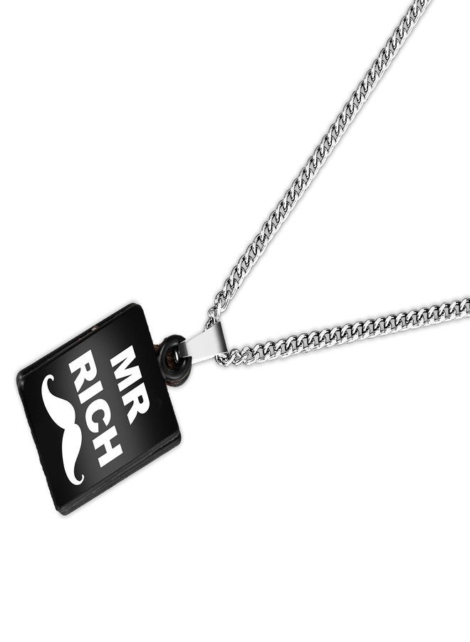 قلادة ميكادو للأولاد، السيد ريتش.