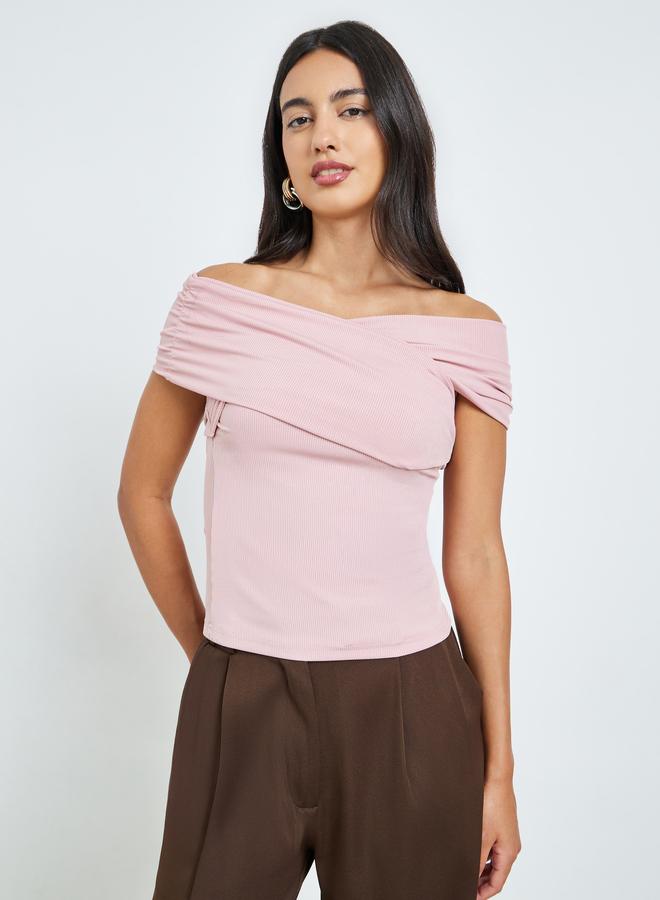 ستايلي بلوزة محبوكة بنمط لف وأكتاف مكشوفة - Image 3