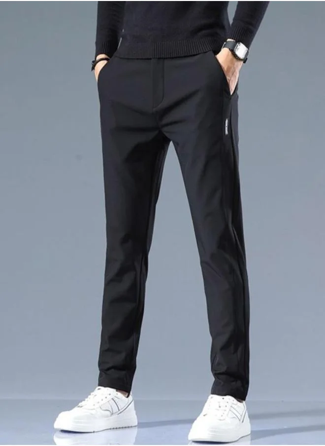 يونيكي Black Solid Chinos