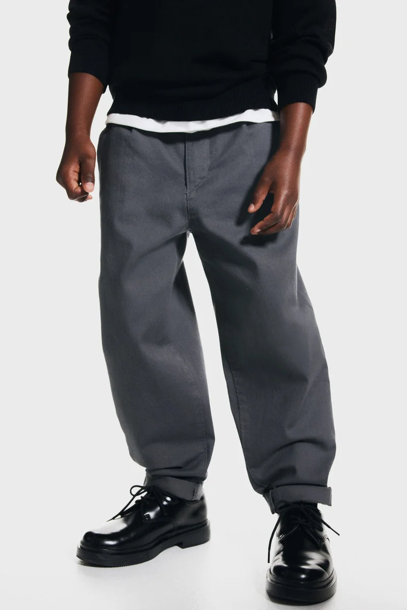 H&M Loose-fit tapered twill chinos