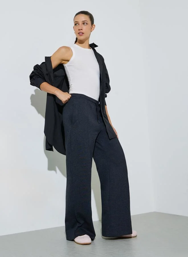 ستايلي Charcoal Solid Wide Leg Joggers with Drawstring Waistband