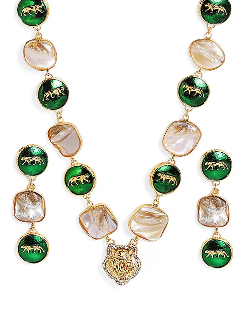 Priyaasi Sequinned Kundan Ring Nosepin