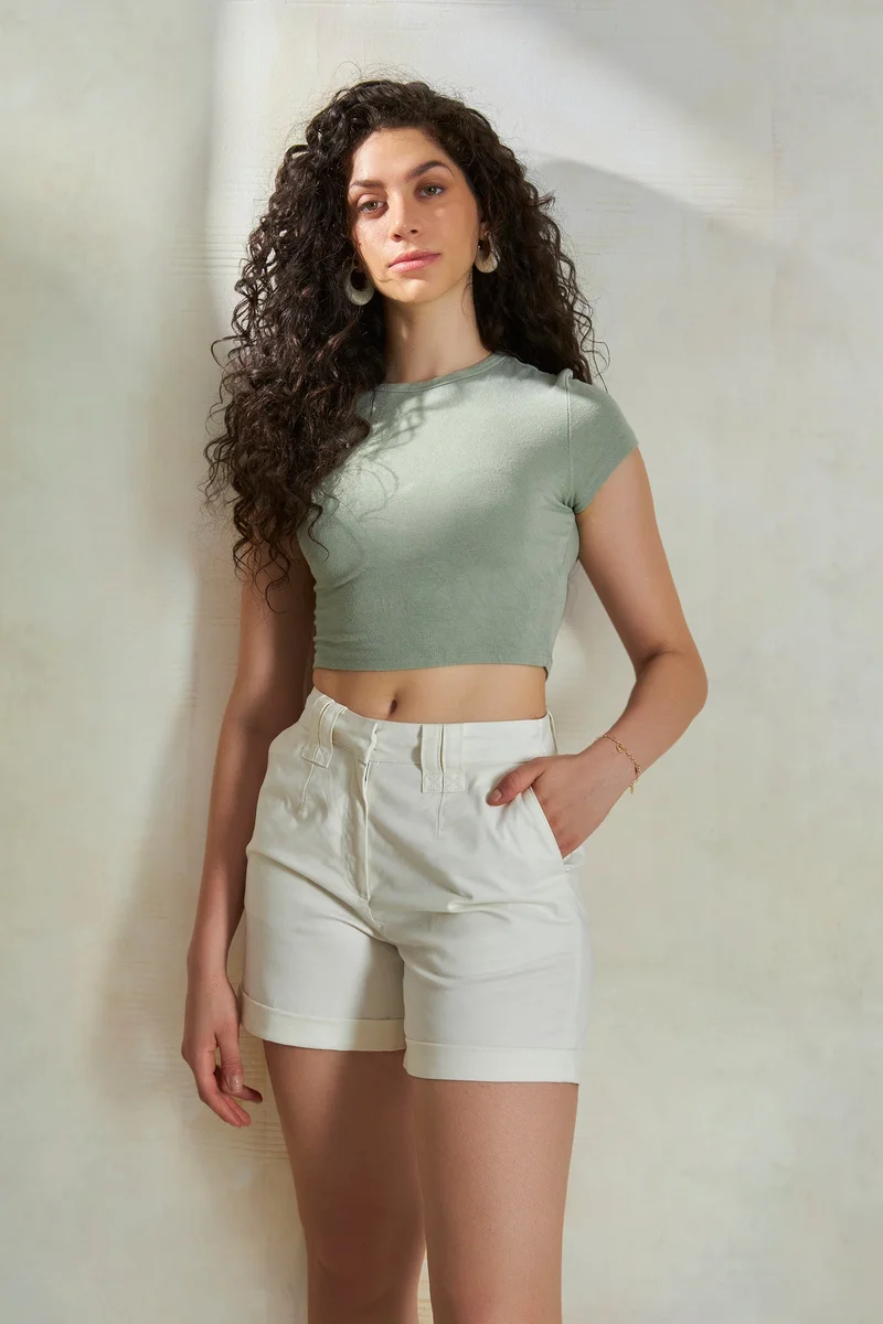 Virgio Virgio Women Shorts With Slant Pockets