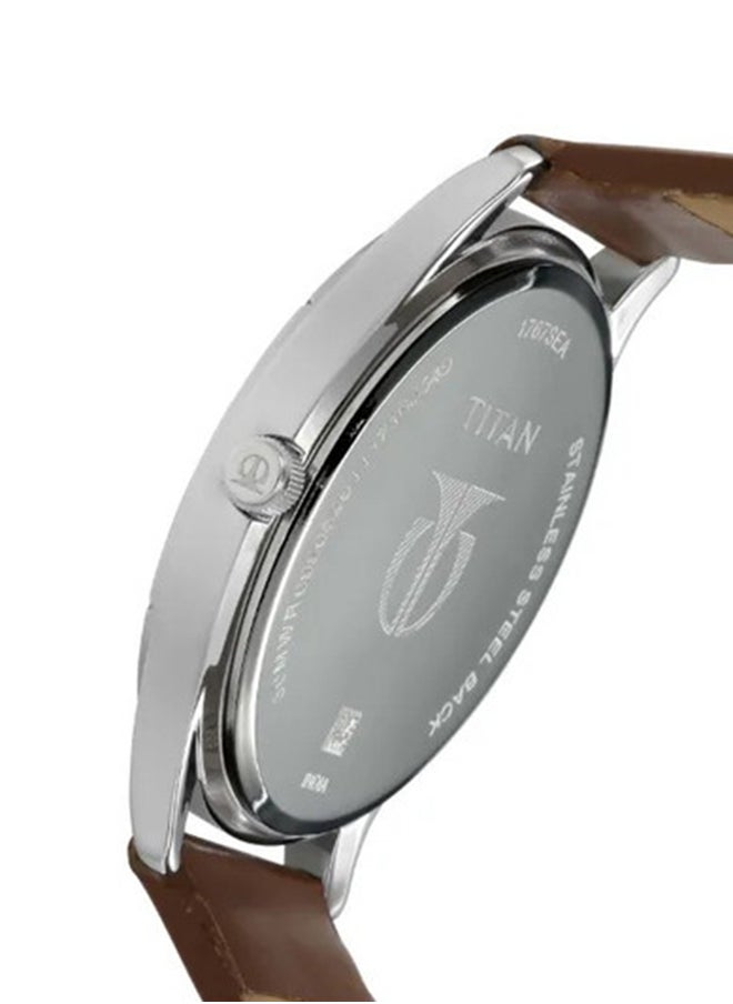 TITAN Titan On Trend White Dial Analog with Day and Date Watch for Men  - Image 3