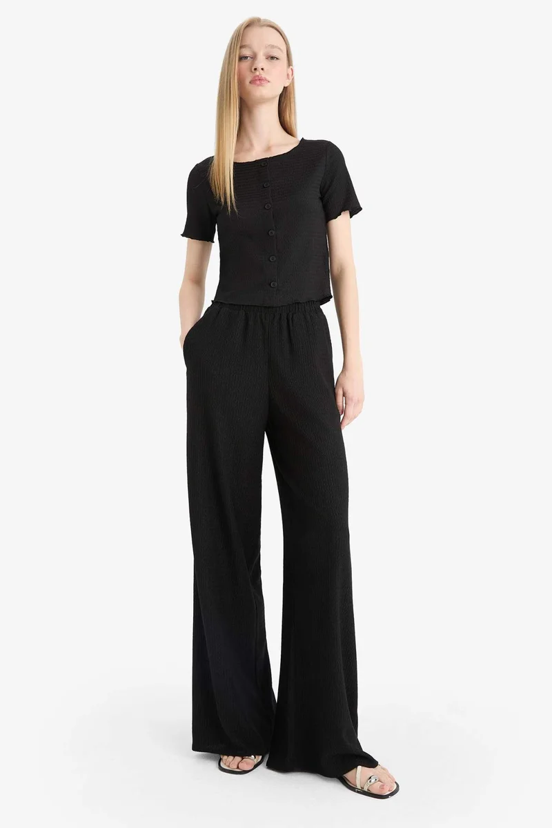 ديفاكتو Wide Leg Crepe Trousers