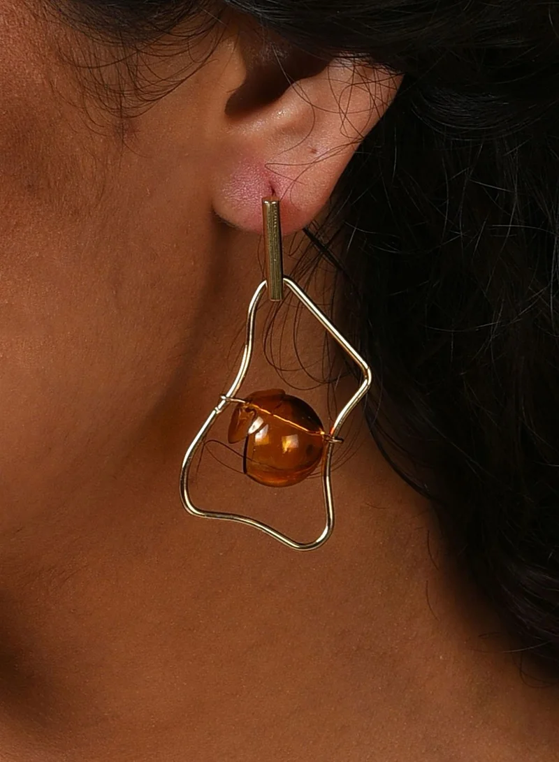 SOHI Gold Plated Designer Drop Earring
