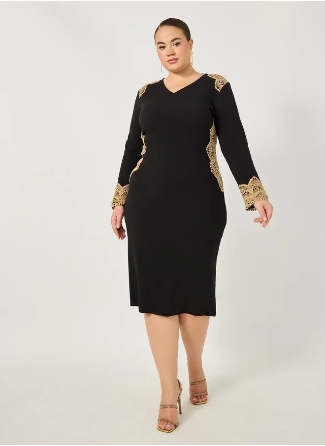 ستايلي Styli Plus Size Lace Insert V Neck Bodycon Midi Dress