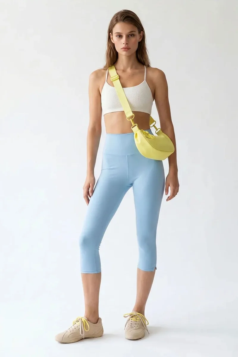 ميكسراي MIXRAY High-Waist Capri Leggings With Slit