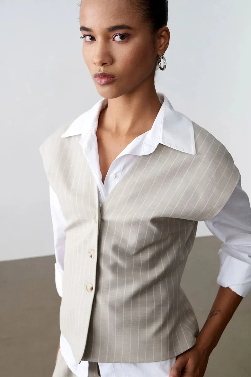 ديلفين DILVIN Striped V-neck Woven Waistcoat