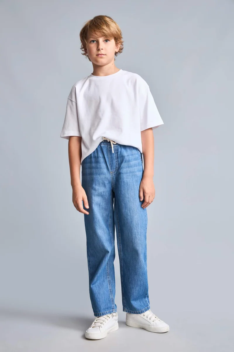 ديفاكتو Jeans