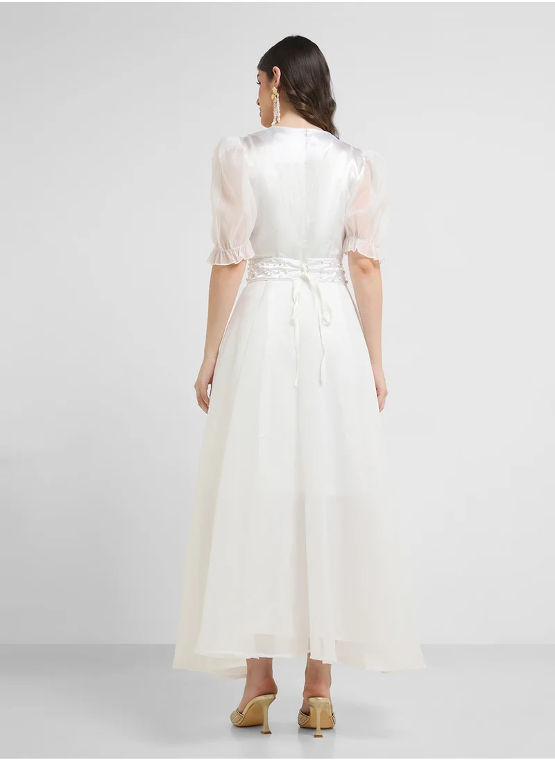 خزانة Puff Sleeve Dress