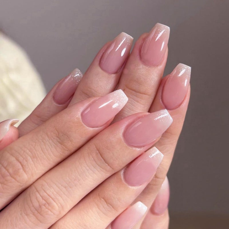 XCREANDO Glitter Ombre Pink Short Coffin Short Coffin Press on Nails Medium Press ons, Medium Square Glue on Nails Fake Nails for Women, Ballerina T Shape Acrylic False Nail Natural Handmade - Image 4