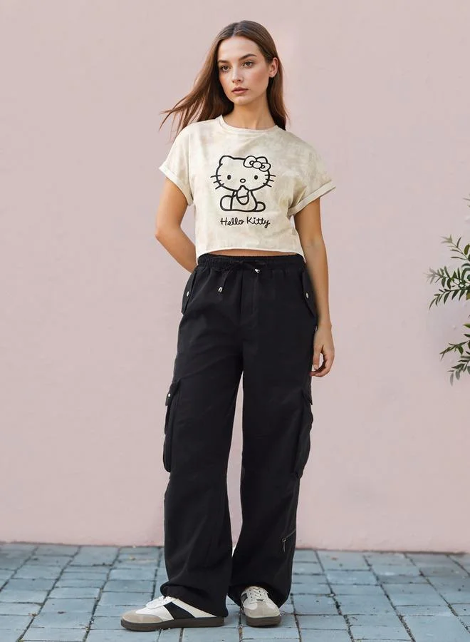 SP Characters Hello Kitty Print Crop T-shirt with Extended Sleeves