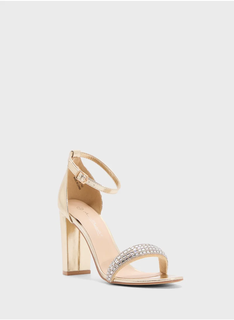جينجر Block Heel Sandal With Embellished Strap