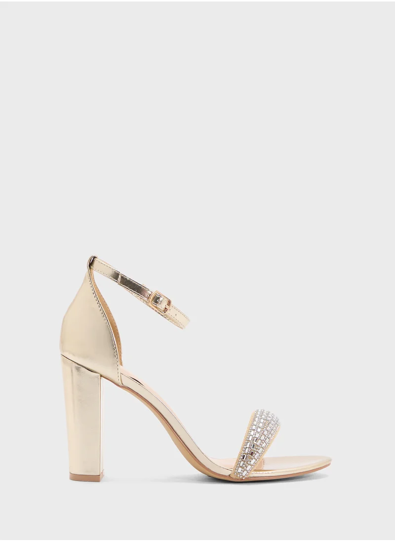 جينجر Block Heel Sandal With Embellished Strap