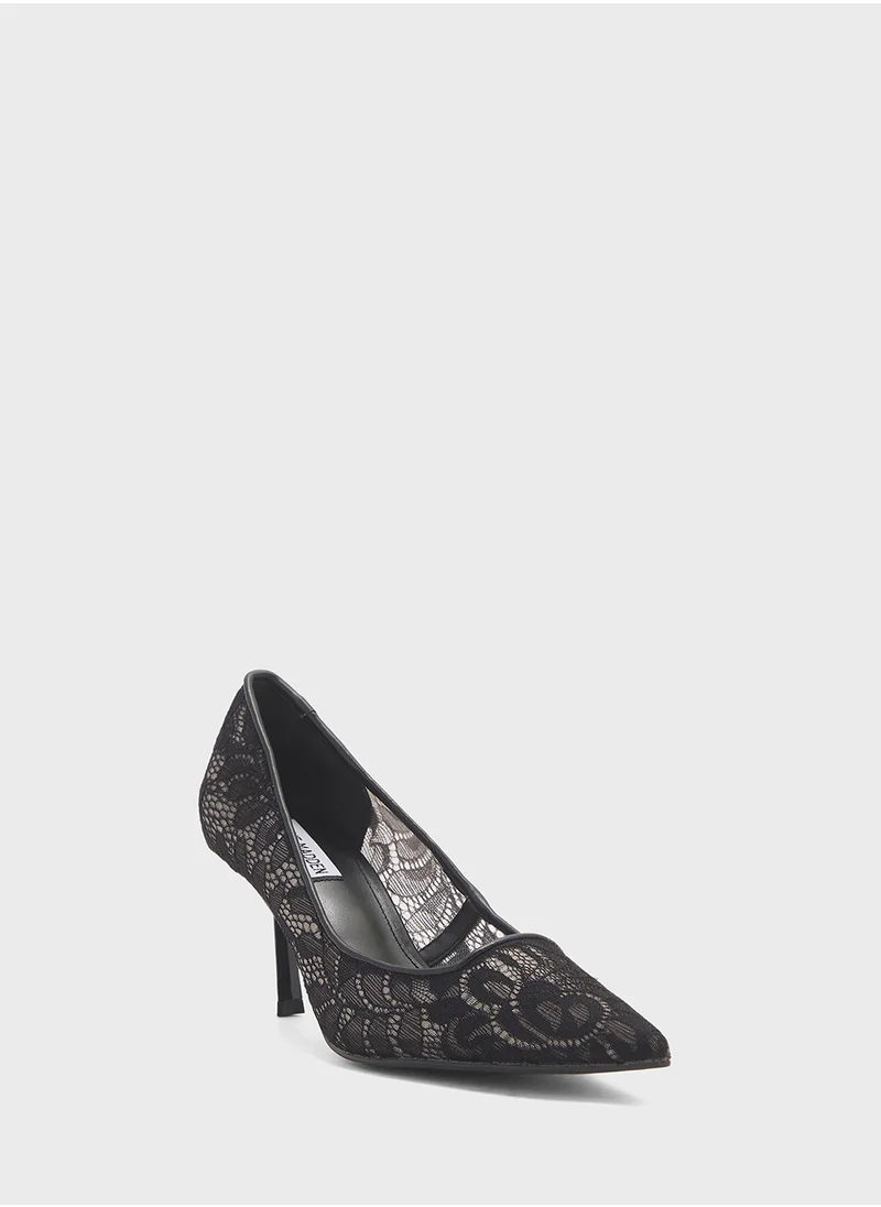 ستيف مادن Brynnn-L Pointed Toe Mid Heel  Pumps