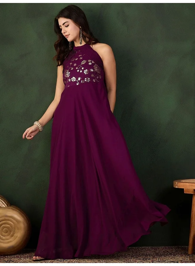 أيه كيه إس فستان سهرة طويل مزين بالترتر بلون النبيذ