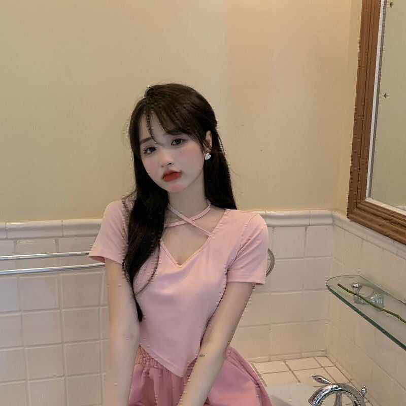 Summer New Pink T-shirt Shorts suit Design Sense Slim-fit Slimming Irregular Top Womens Casual suit Trendy Powder Top  - Image 1