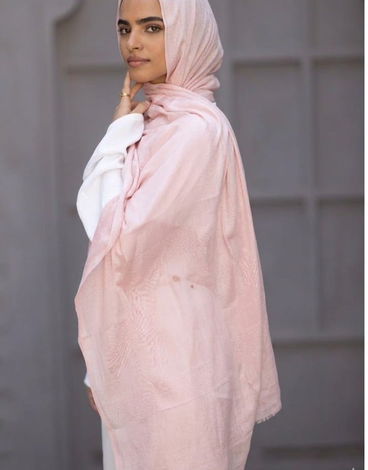 طرحة و وشاح حجاب إسلامي قطن اسبونج فاخر من القطن للنساء للمناسبات والأيام العادية - مقاس (200 سم × 75 سم)