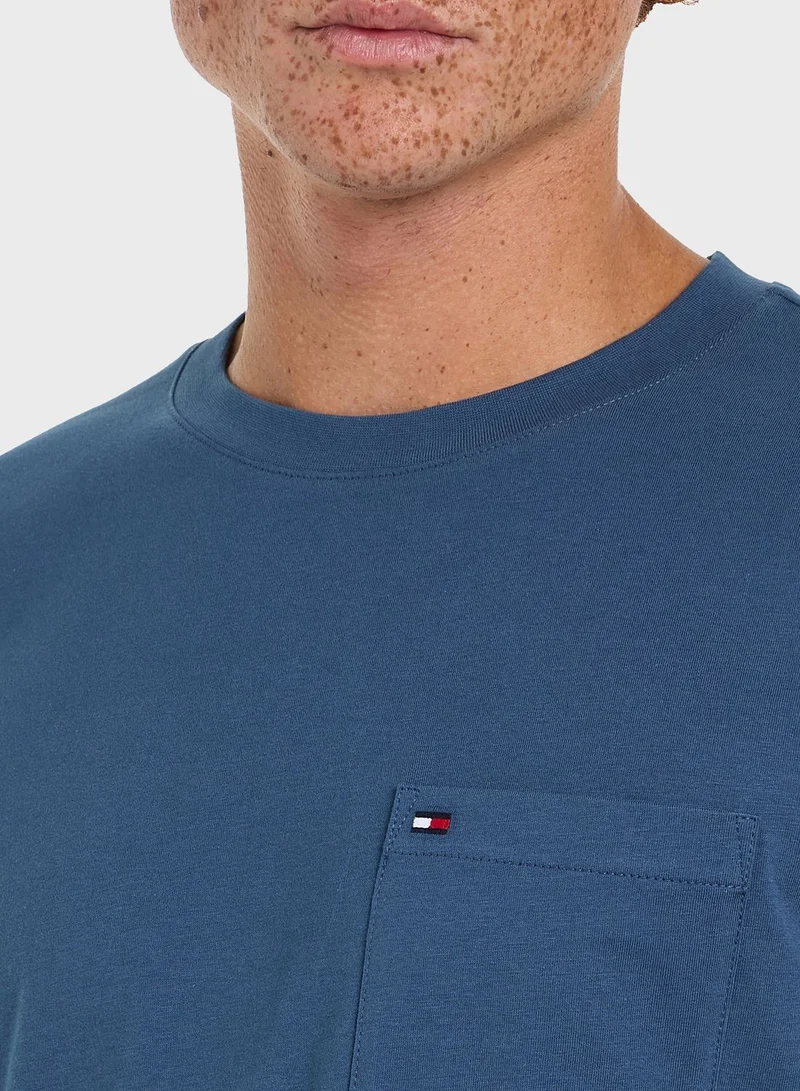 TOMMY HILFIGER Logo Crew Neck T-Shirt